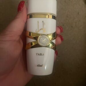 Lattafa Yara Women's Body Lotion - White and Gold
